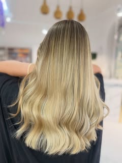 Glow & Glam by Melis Demir Arbeit 9